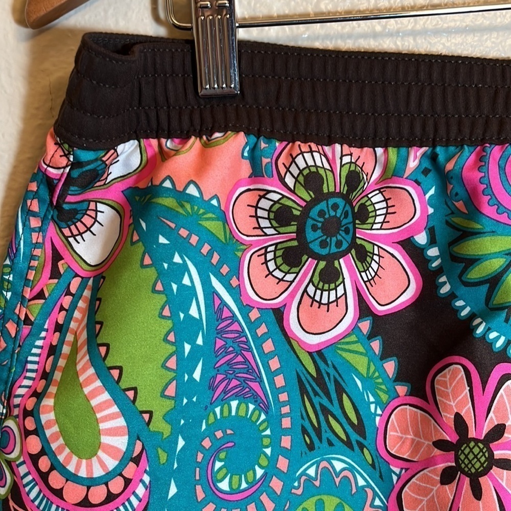 OLD Navy Floral Paisley Shorts - Picture 2 of 13